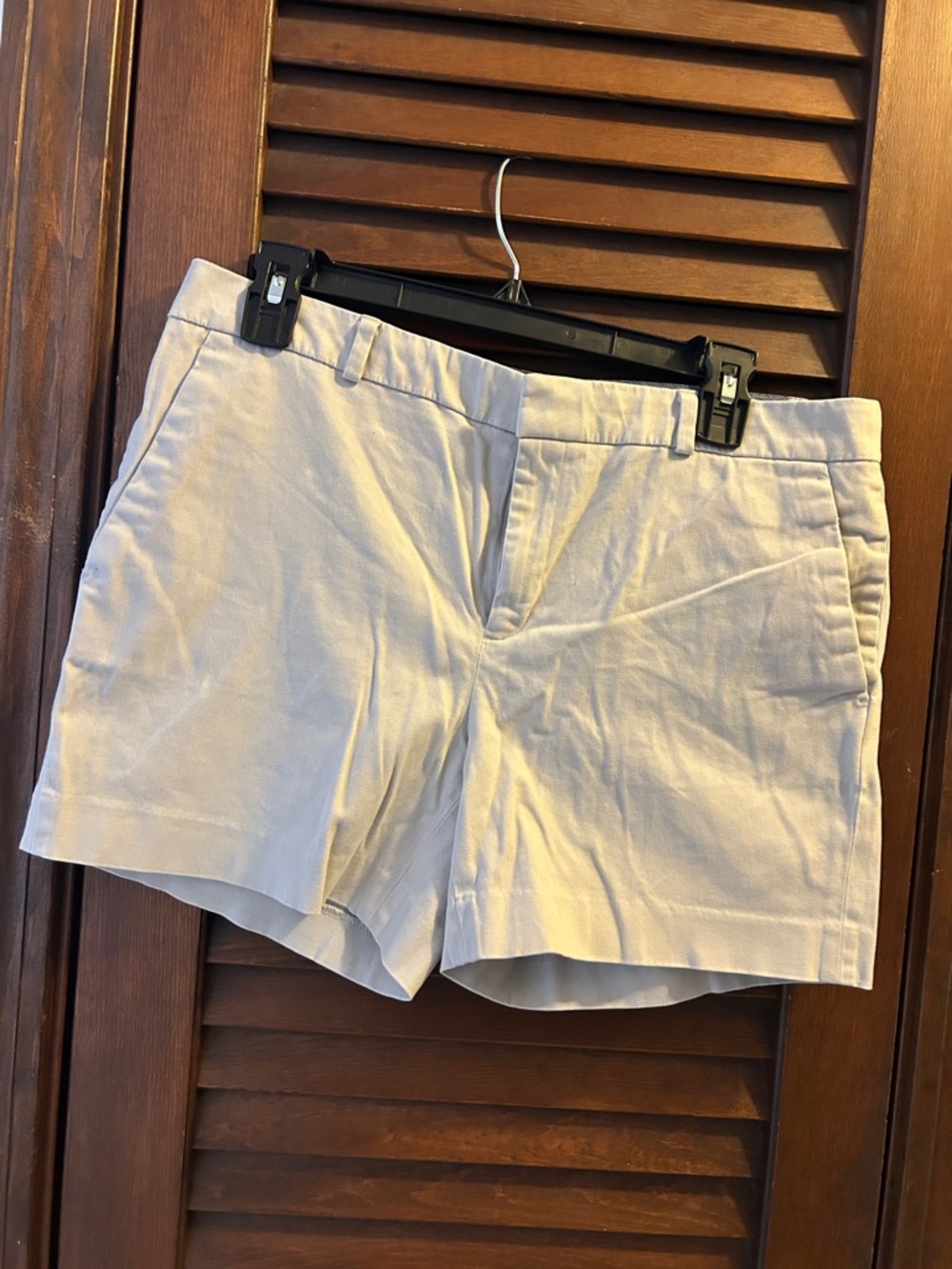 Banana Republic cream color short